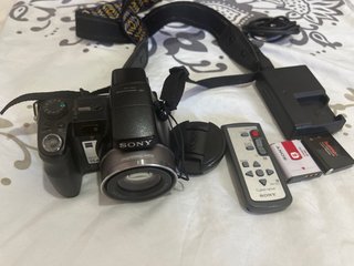 Sony Cyber-shot DSC-H9 Pack Completo