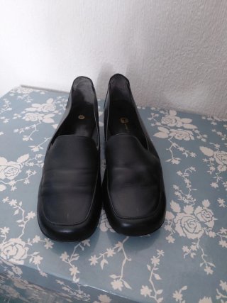Zapatos planos negros talla 37