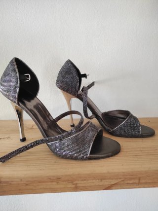Zapatos de baile Sheila Aquino plateados