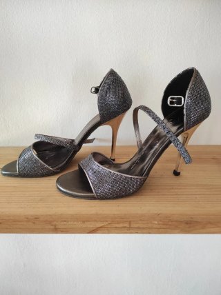 Zapatos de baile Sheila Aquino plateados