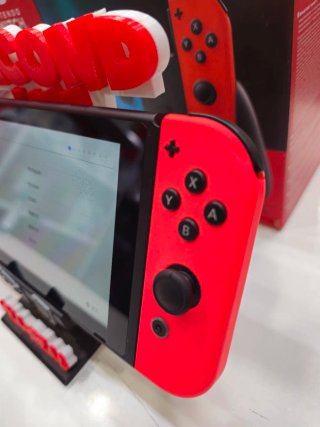Nintendo Switch V2 con Caja Perfecta