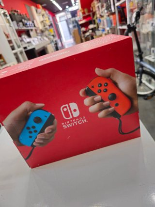 Nintendo Switch V2 con Caja Perfecta