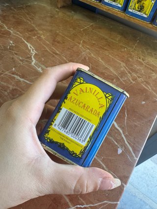 Estantería latas especias zamora meseta duero