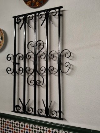 Reja de forja para ventana 3 ventanas