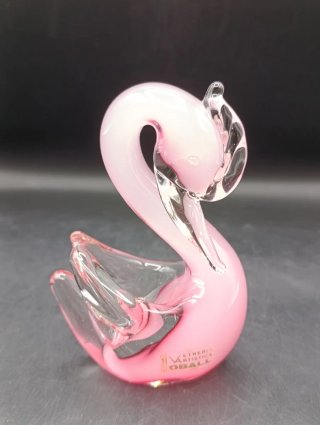 Scultura di cigno in cristallo Murano rosa trasparente
