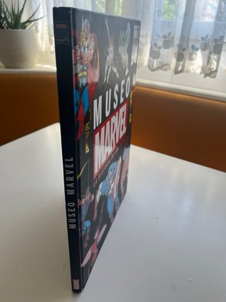 Libro museo Marvel. La historia de los cómics