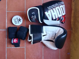 Guantes de Boxeo DOHA 12oz