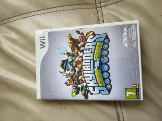 Skylanders Swap Force y Giants(Wii)