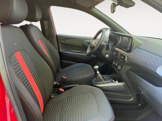 Hyundai i10 2025
