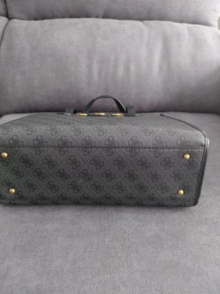 Bolso Elegante Guess Negro