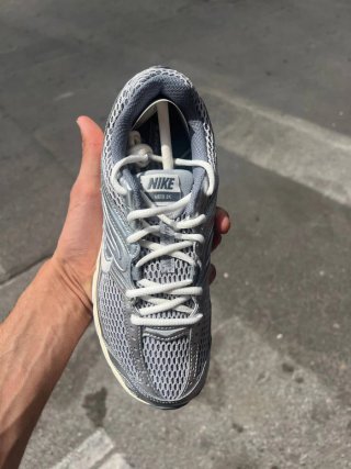 Nike Air Max Moto 2K