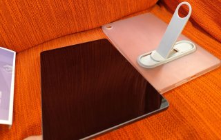Lenovo Tab + Funda Transparente