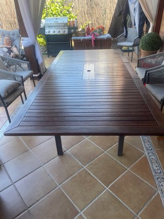 Tavolo da giardino in legno 1,80x1,10 estensibile