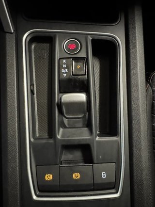 SEAT León 1.5 eTSI S&S FR Go L DSG 110 kW (150 CV)