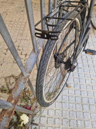 Bicicleta negra