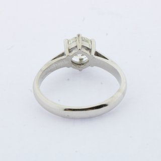 Anillo Solitario Oro Blanco con Brillante