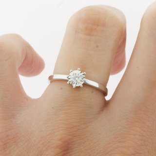 Anillo Solitario Oro Blanco con Brillante