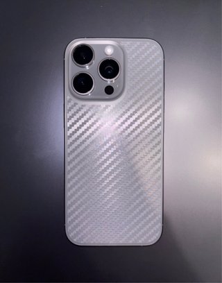 iPhone 16 Pro Titanio Plateado