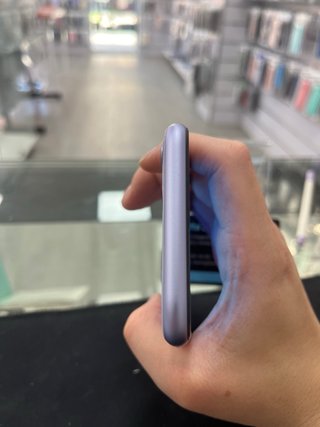 iPhone 11 128GB Morado