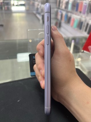 iPhone 11 128GB Morado