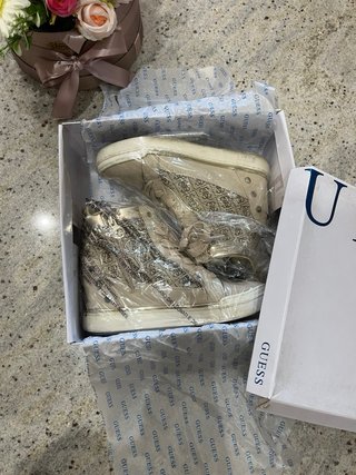 Scarpe Guess Beige Alte