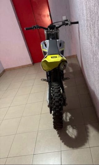 Moto Cross Husqvarna 85cc