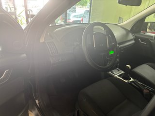 Land Rover Freelander 2011
