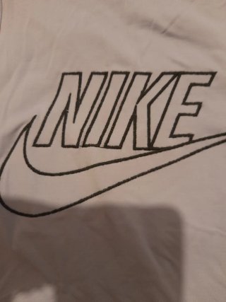Camiseta tirantes Nike morada talla S