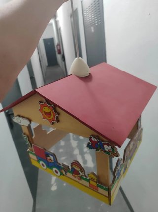 Lámpara infantil casita sol y pájaros