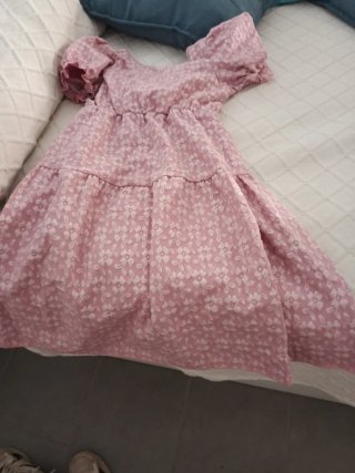 Vestido rosa niña lazo floral