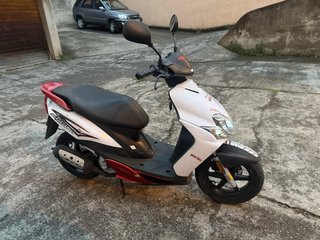 Yamaha Jogg RR Scooter Automática