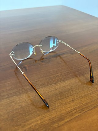 Occhiali da sole rotondi stile Geolier