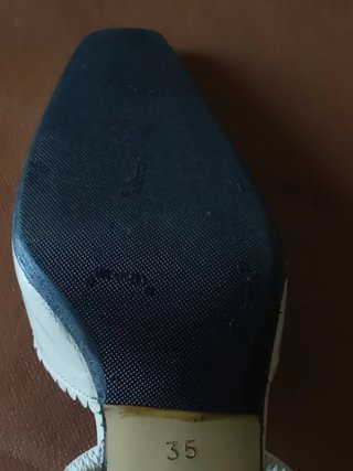 Zapatos de novia en piel color nácar talla 35