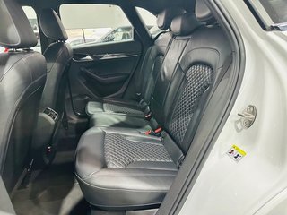 Audi Q3 RS Q3 (2016)