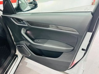 Audi Q3 RS Q3 (2016)