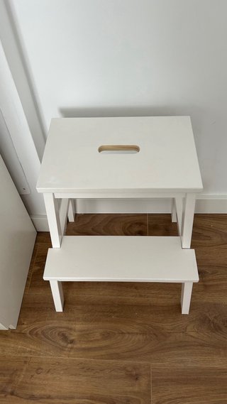 Taburete escalón madera blanco