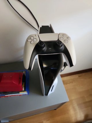 Ps5 con lector+mando, 5 juegos y puerto de carga
