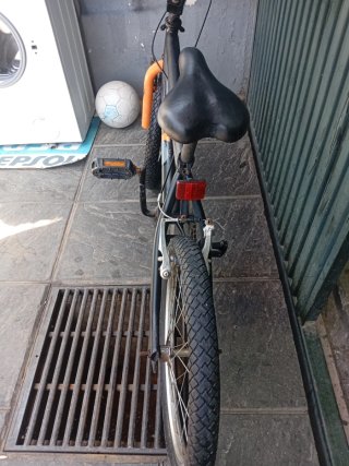 Bicicleta BMX Negra