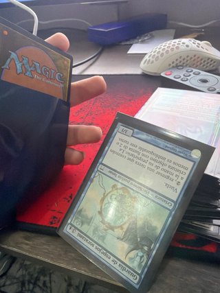 Cerca de 100 cartas Magic The Gathering