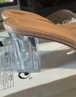 Sandalias Tacón Beige Transparente