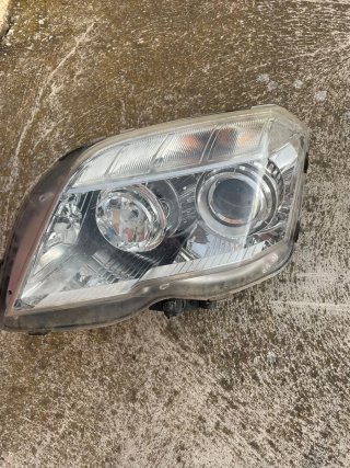 Optica Xenon Izda. Mercedes Benz GLK 220 cdi