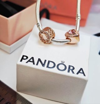 Pandora Charm Corazón y Círculo Rose Gold