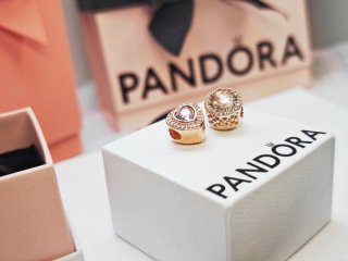 Pandora Charm Corazón y Círculo Rose Gold