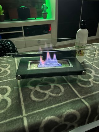 Chimenea bioetanol cristal y metal 8 botellas