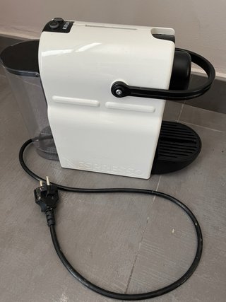 Cafetera Nespresso Blanca