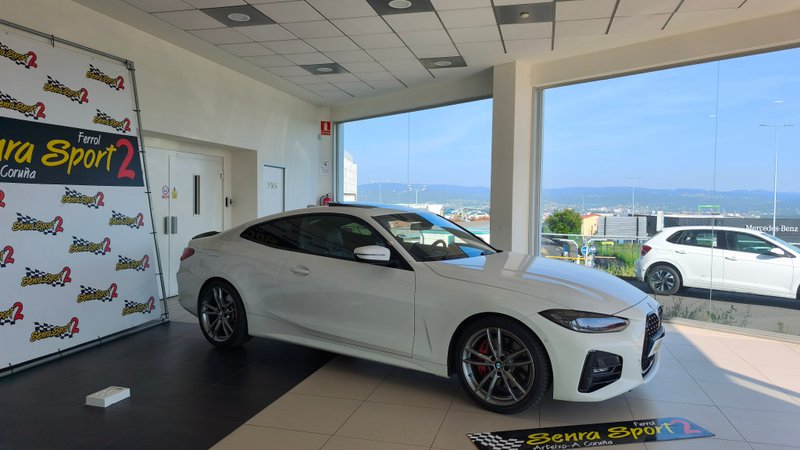 BMW Serie 4 2022, foto 4