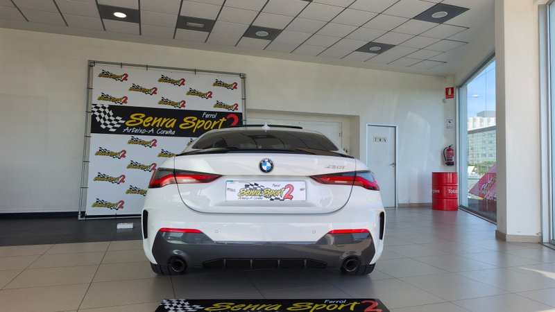 BMW Serie 4 2022, foto 2