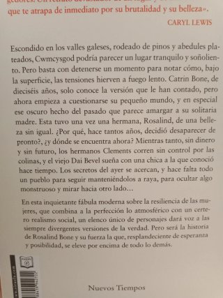 La Inquebrantable Belleza de Rosalind Bone