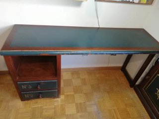 Mesa auxiliar con ancla náutica