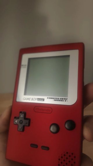 Game Boy Pocket rosso opaco